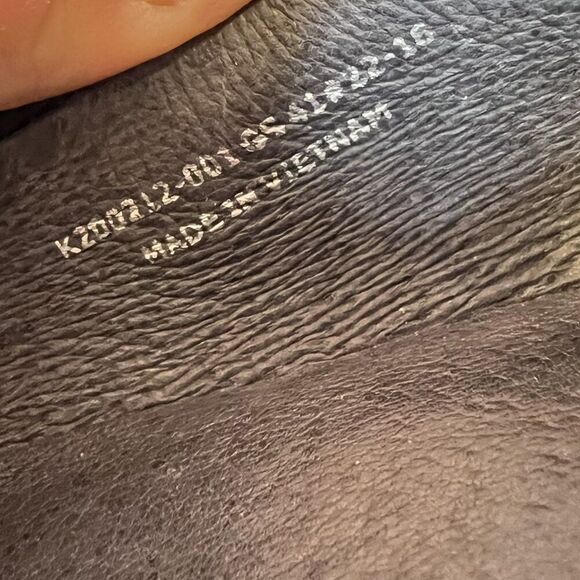 Camper Black Leather Block Heel Slip On Pumps - Picture 8 of 8